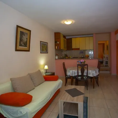 Apartment With A Parking Space - 20626 *